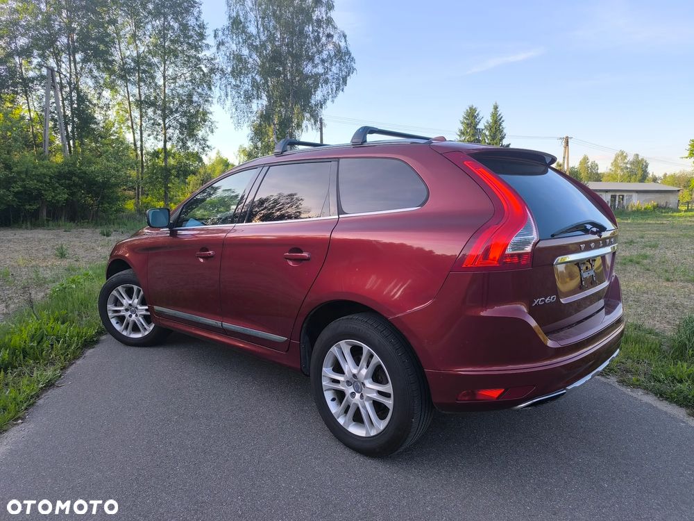 Volvo XC 60 T5 AWD Geartronic Momentum - 5