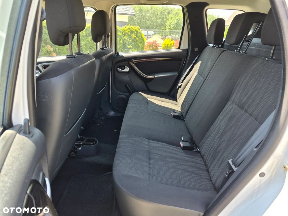 Dacia Duster dCi 90 FAP 4x2 Ambiance - 12