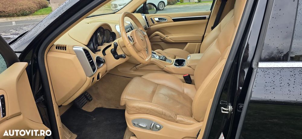 Porsche Cayenne Platinum Edition - 8