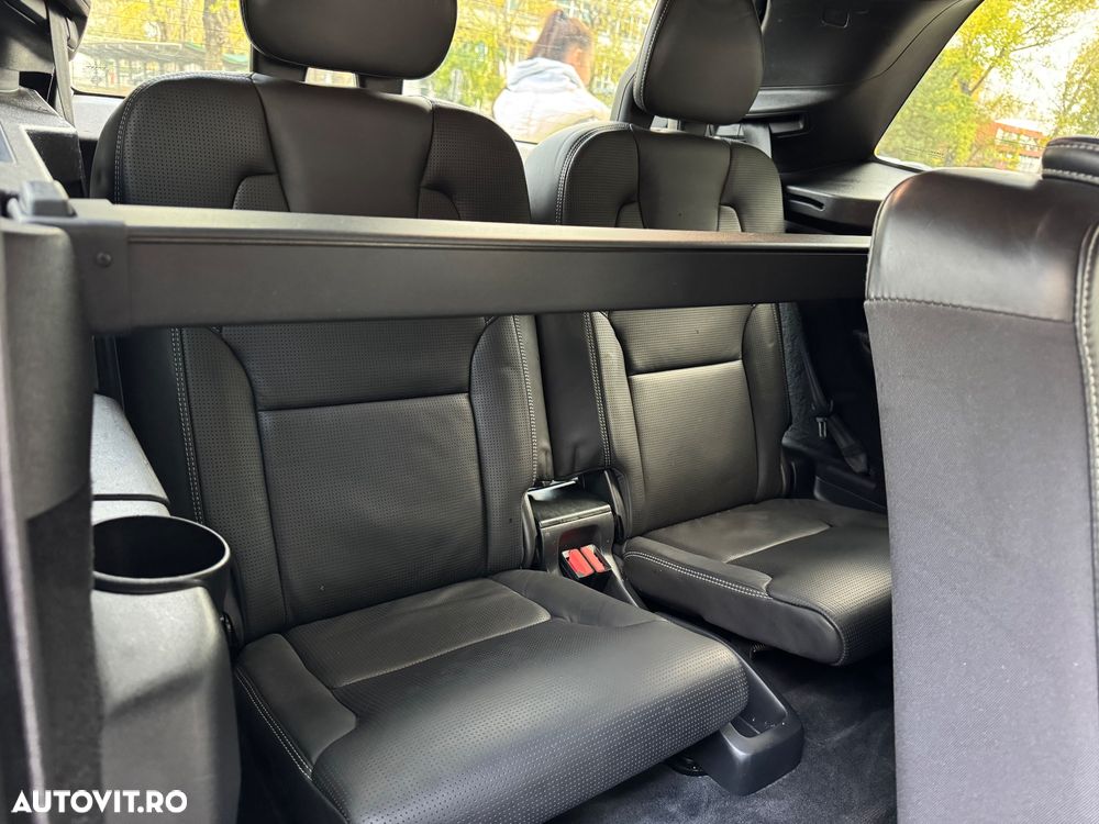 Volvo XC 90 D5 AWD Geartronic Inscription - 4