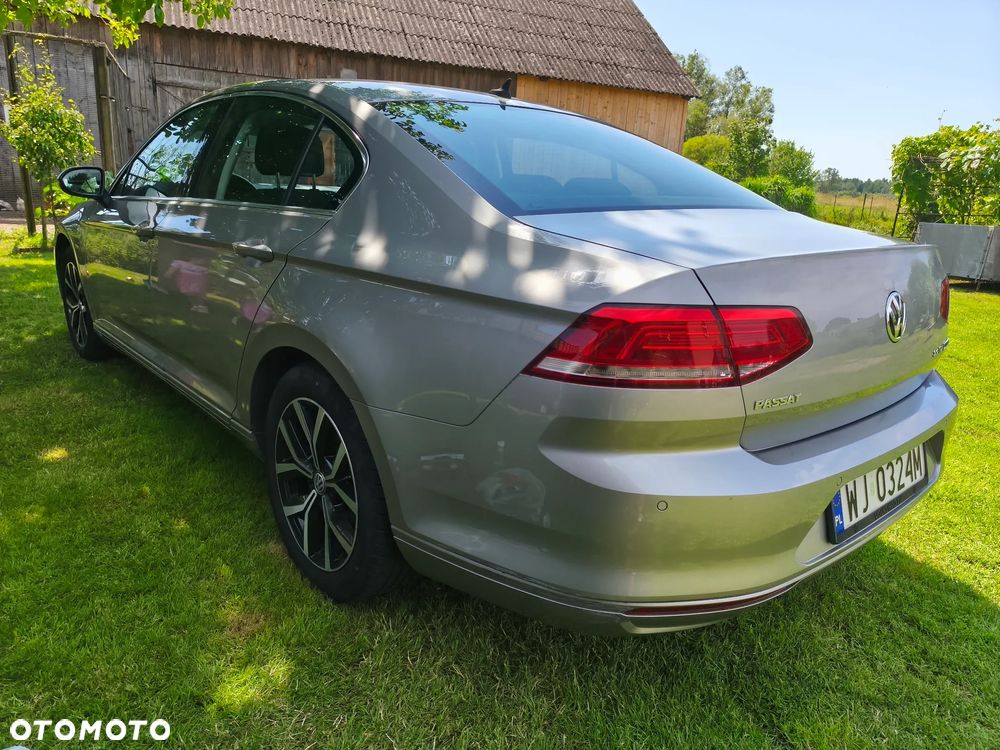 Volkswagen Passat 2.0 TDI BMT Comfortline DSG - 18