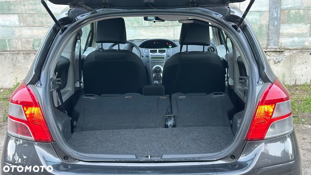 Toyota Yaris 1.33 VVT-i Cool - 36
