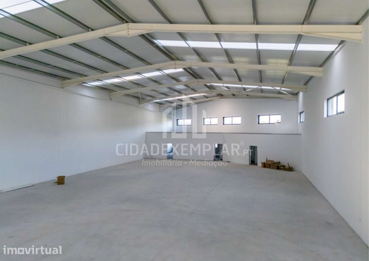 Versátil Pavilhão industrial em Macieira, Lousada - Grande imagem: 3/20