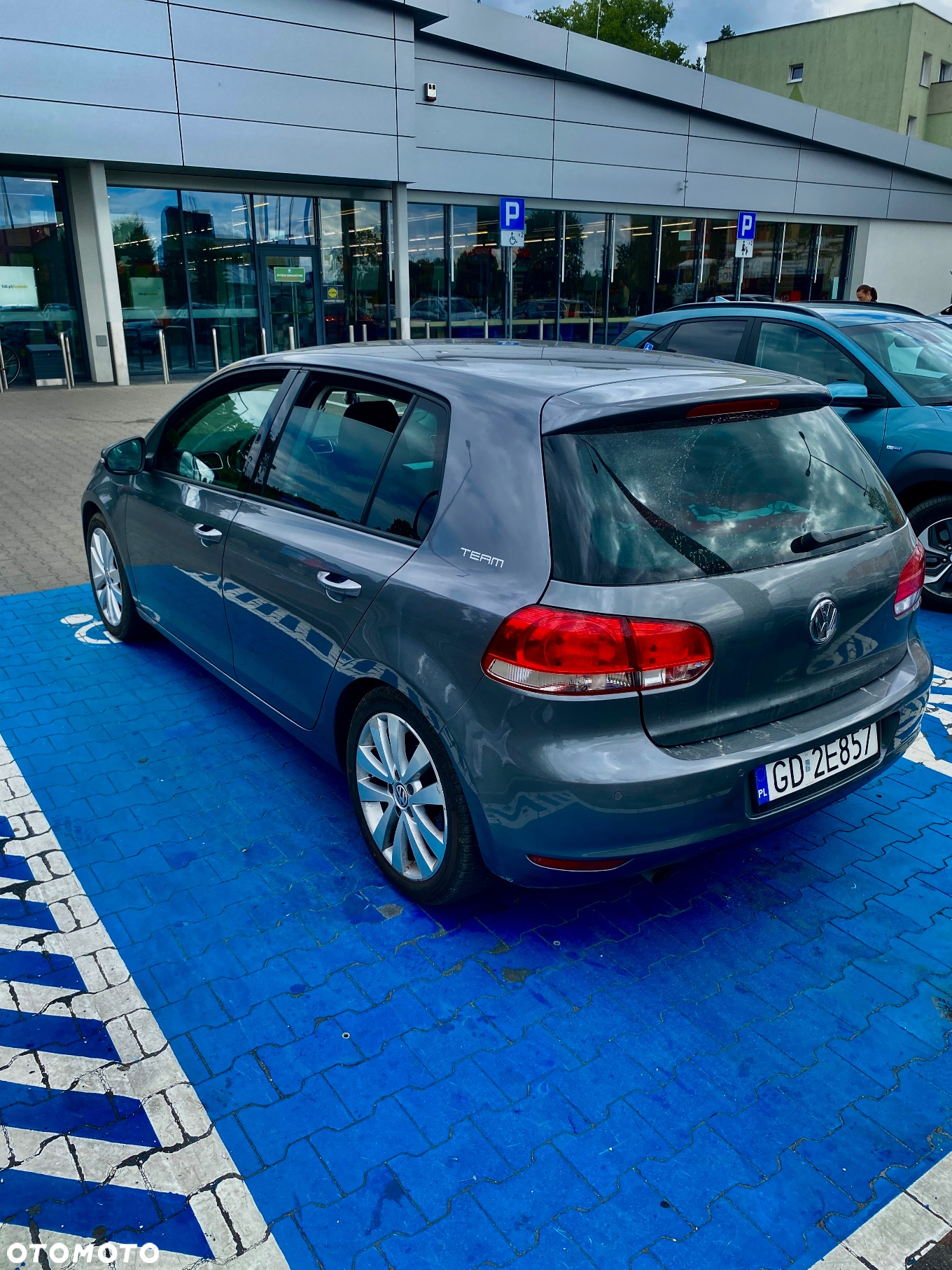 Volkswagen Golf 1.2 TSI DSG Team - 4