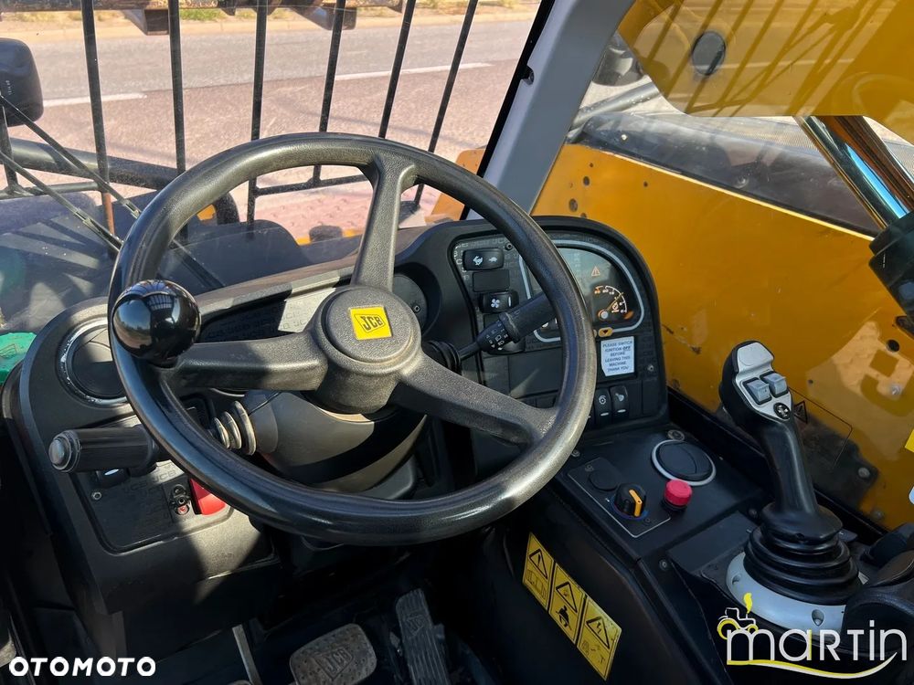 JCB 525-60 - 14
