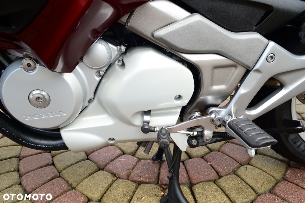 Honda NTV - 32