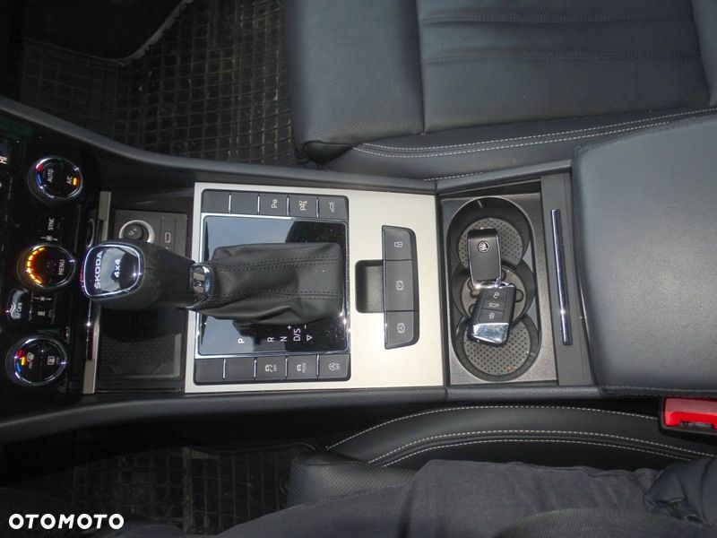 Skoda Superb 2.0 TSI 4x4 Style DSG - 16