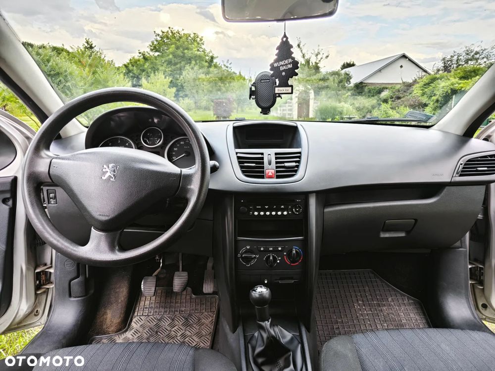 Peugeot 207 1.4 HDi Trendy - 12