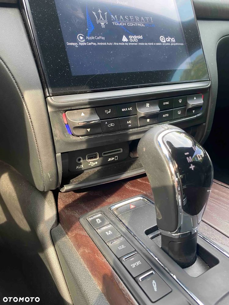 Maserati Quattroporte GranSport S - 34