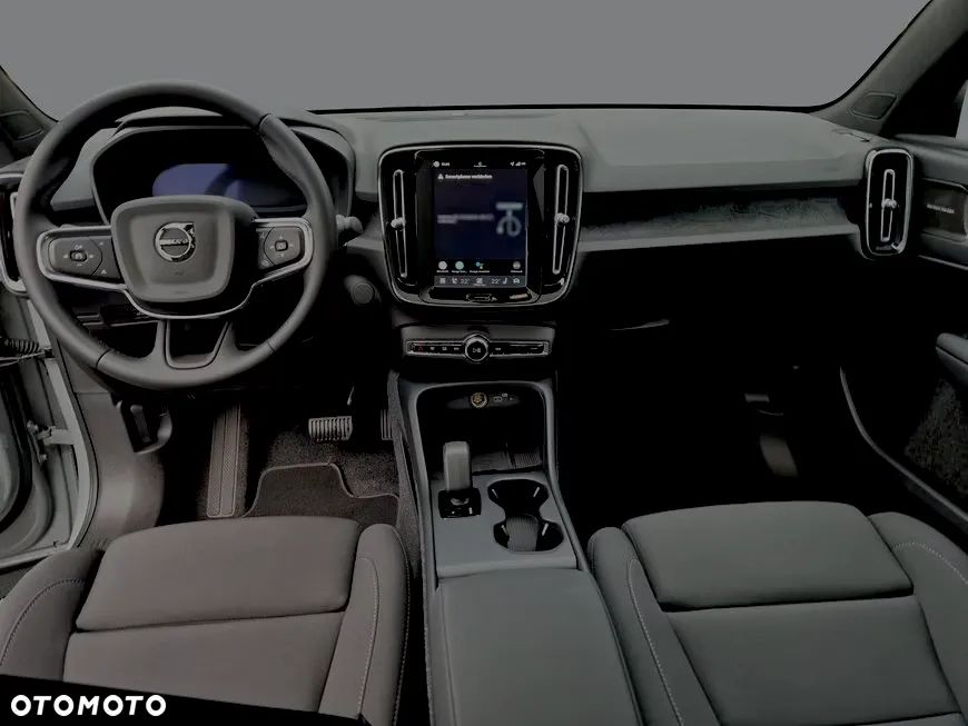 Volvo EC40 Single Motor Extended Range RWD Plus Black Edition - 9