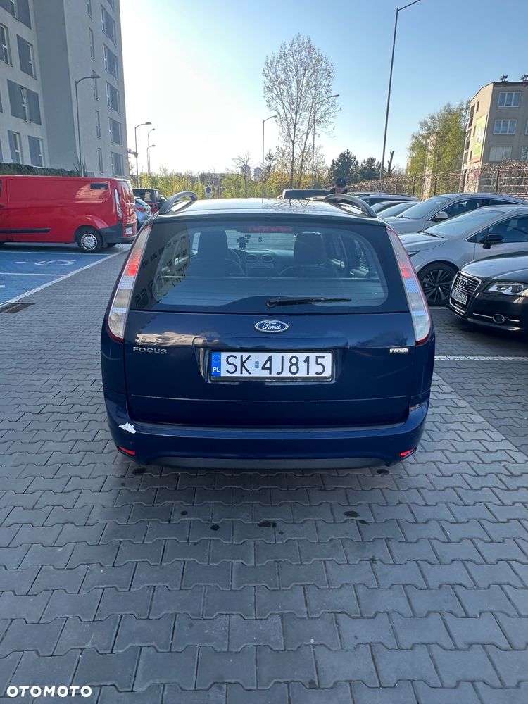 Ford Focus 2.0 TDCi Ghia - 3