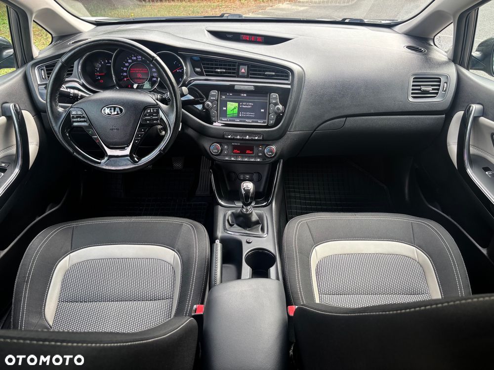 Kia Ceed 1.6 CRDi L Business Line - 13