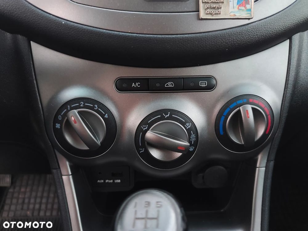 Hyundai i10 1.1 Comfort - 22