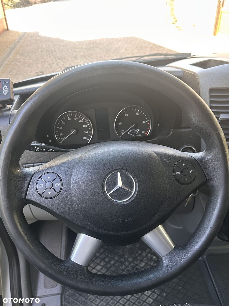 Mercedes-Benz SPRINTER - 12