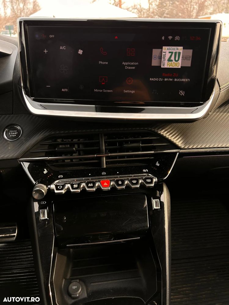 Peugeot 2008 1.2L PureTech 130 S&S EAT8 GT - 16