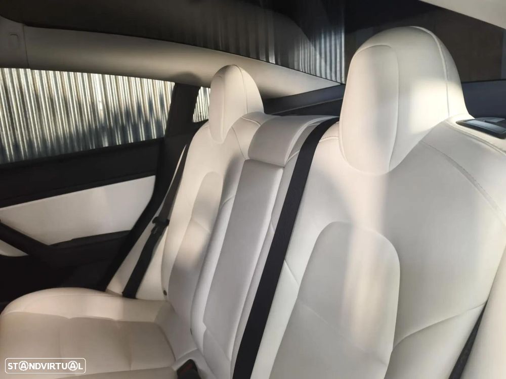 Tesla Model 3 Long Range AWD Dual Motor - 32