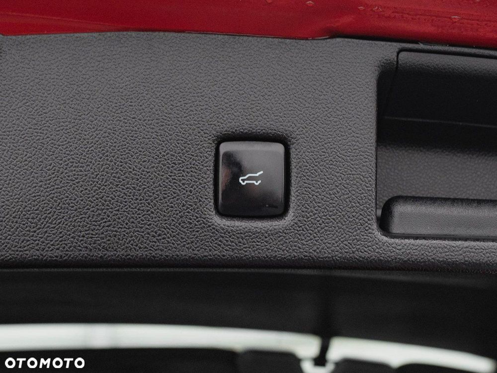 Ford Kuga 2.5 FHEV FWD ST-Line X - 26