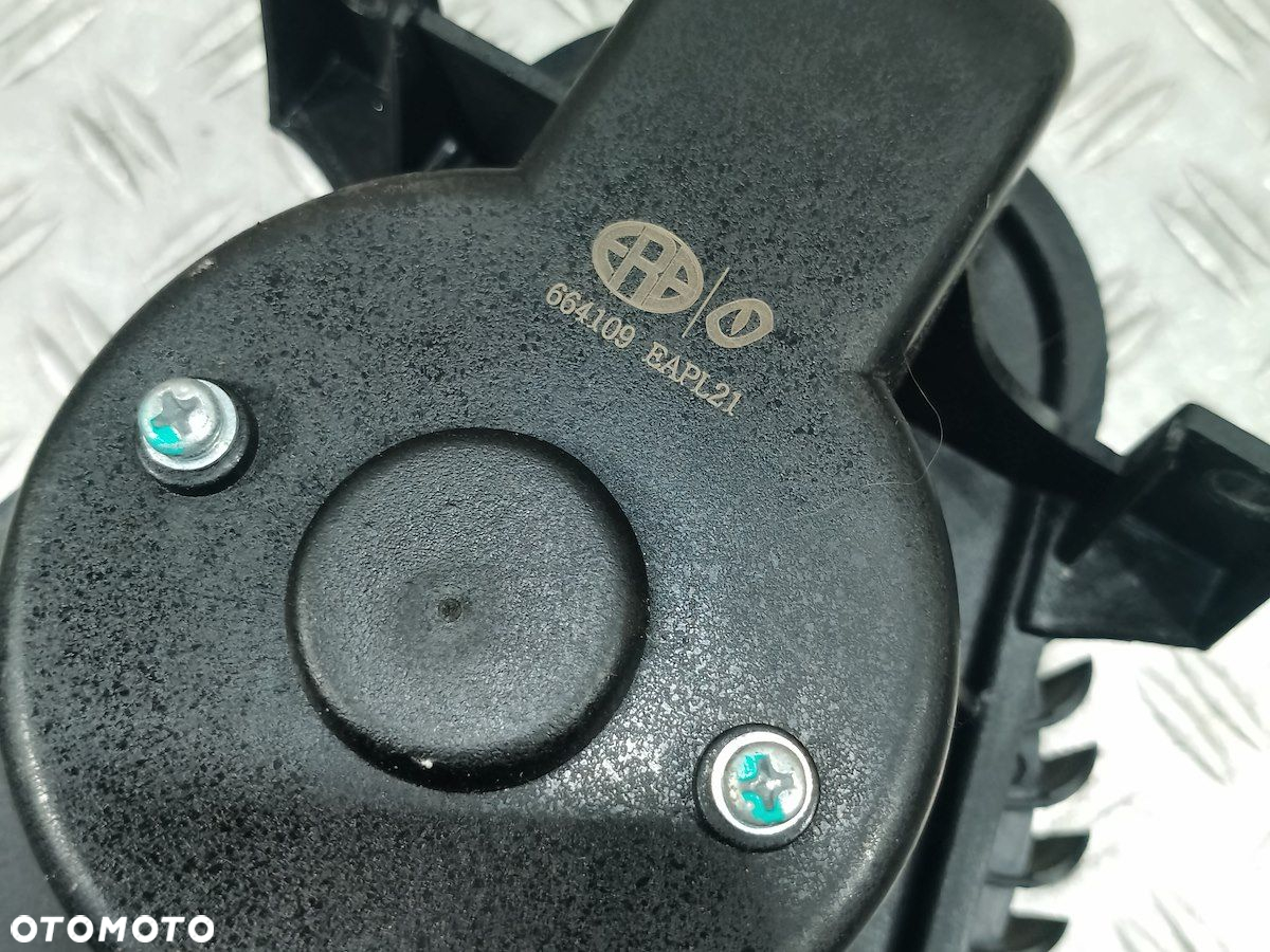 WENTYLATOR NAWIEWU, DMUCHAWA AUDI Q7 (2005-2015) 664109 3.0 TDI - 6
