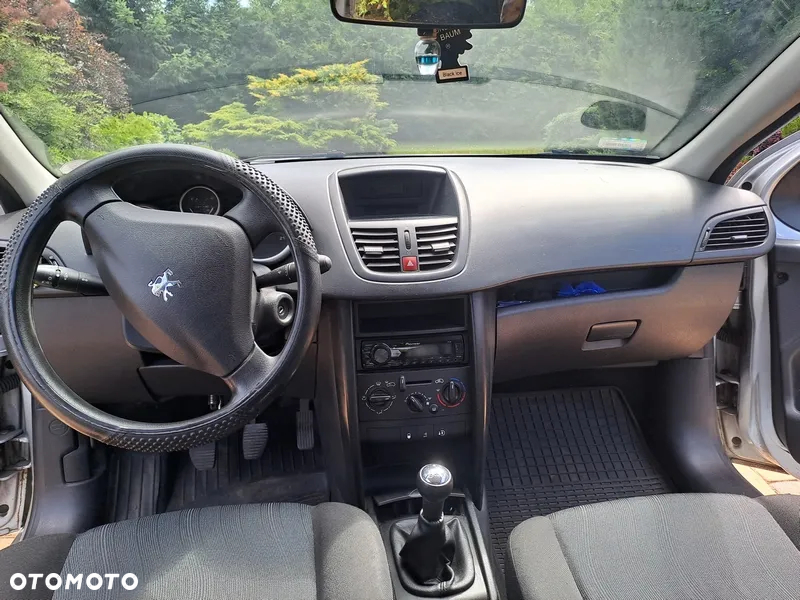Peugeot 207 1.4 16V Presence - 7
