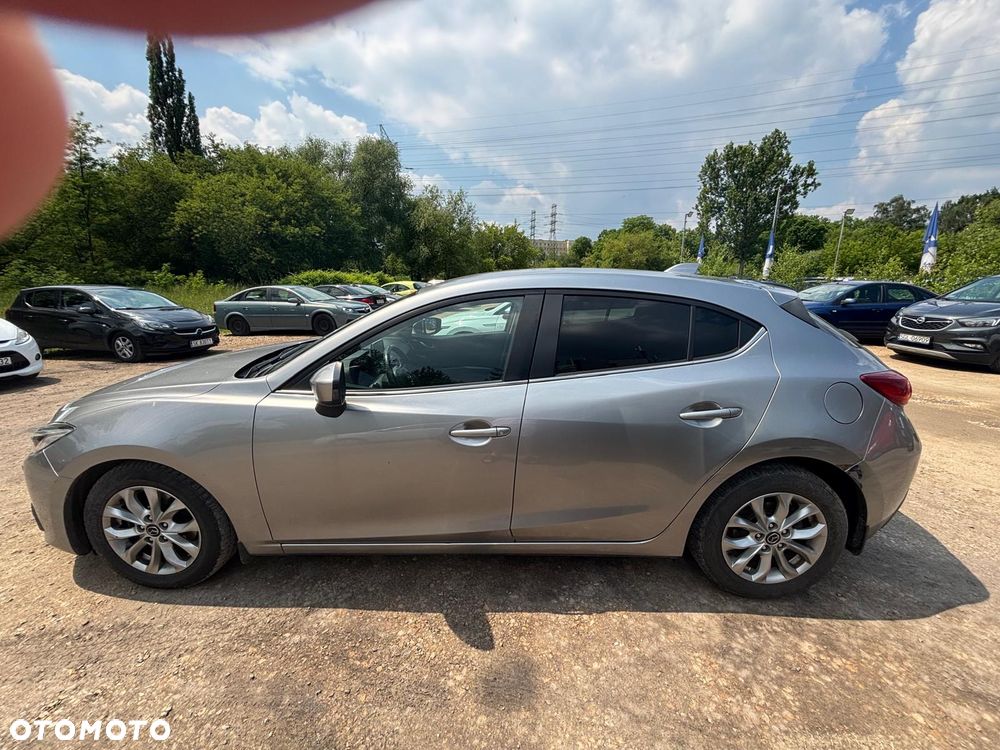 Mazda 3 - 10