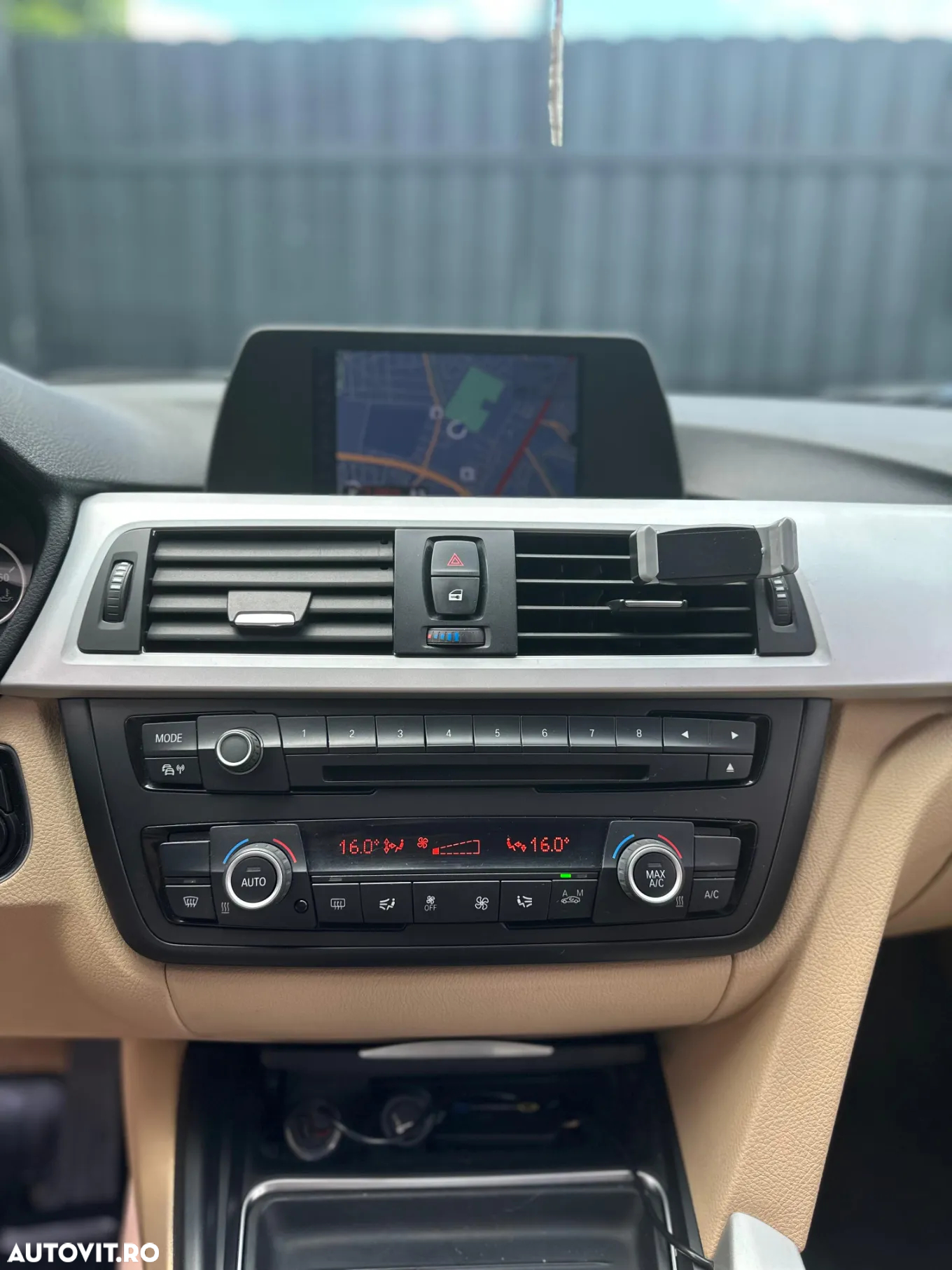 BMW Seria 3 320d - 19