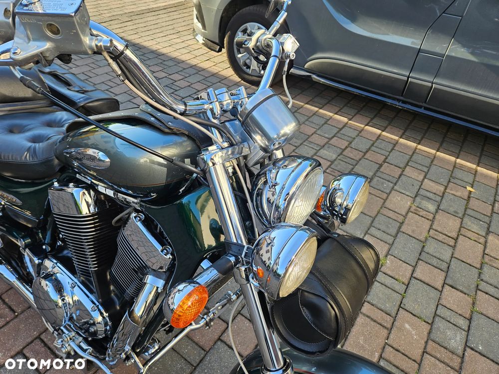Suzuki Intruder - 34