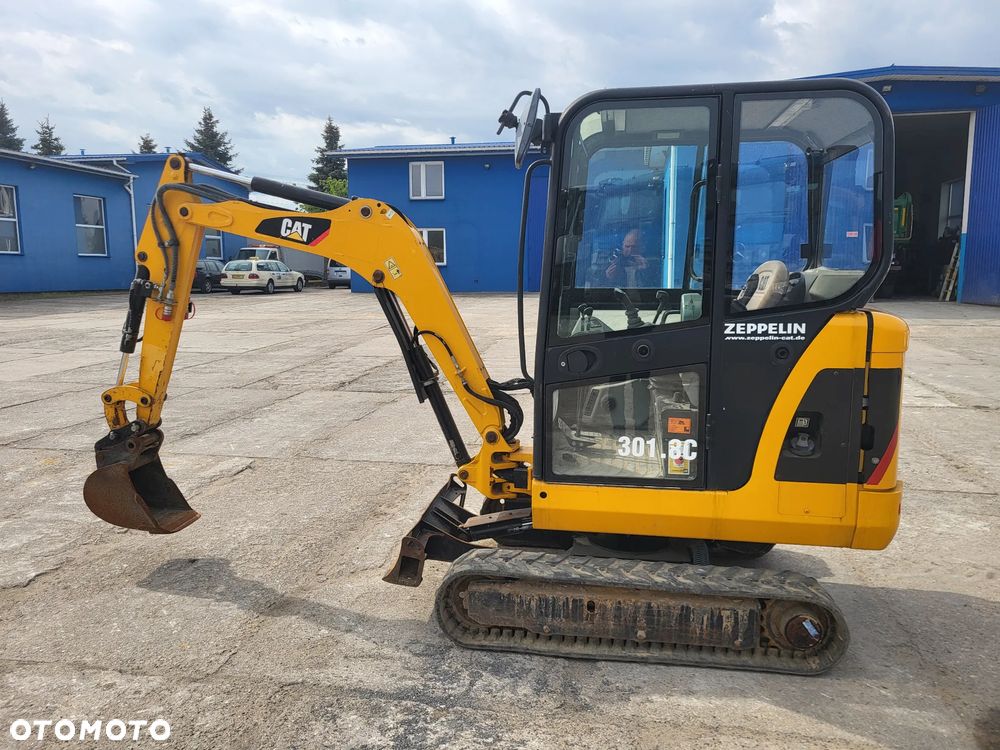 Caterpillar 301.8 c spr z Niemiec - 3