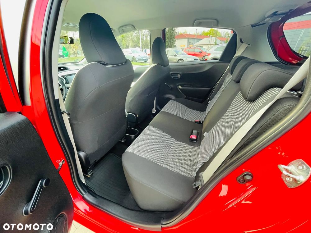 Toyota Yaris 1.33 VVT-i Executive - 12