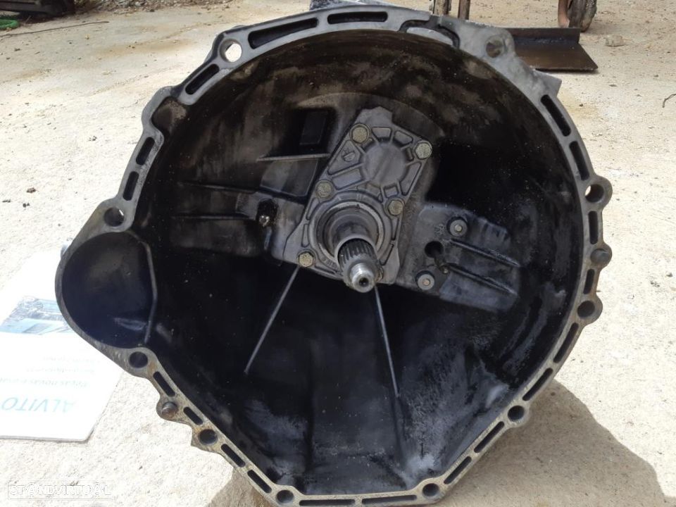 caixa de velocidades Mercedes 190D   4 velocidades - 1