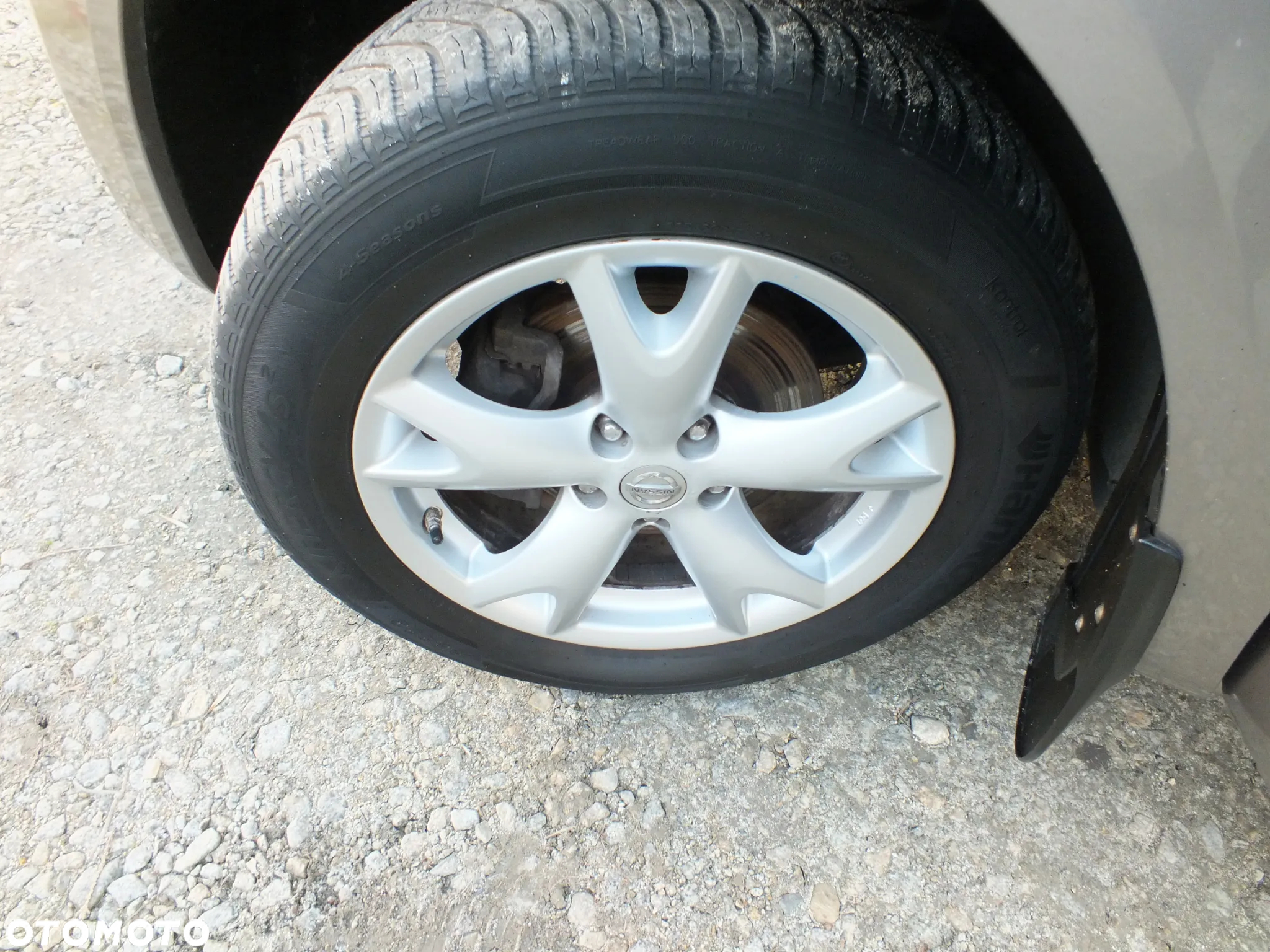 Nissan Rogue - 20