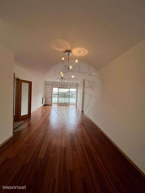 Apartamento T1 para arrendamento - Grande imagem: 4/15