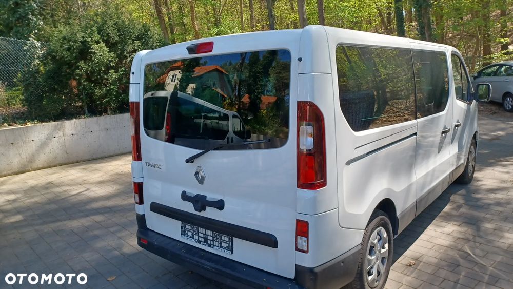 Renault Trafic 2.0 dCi - 4