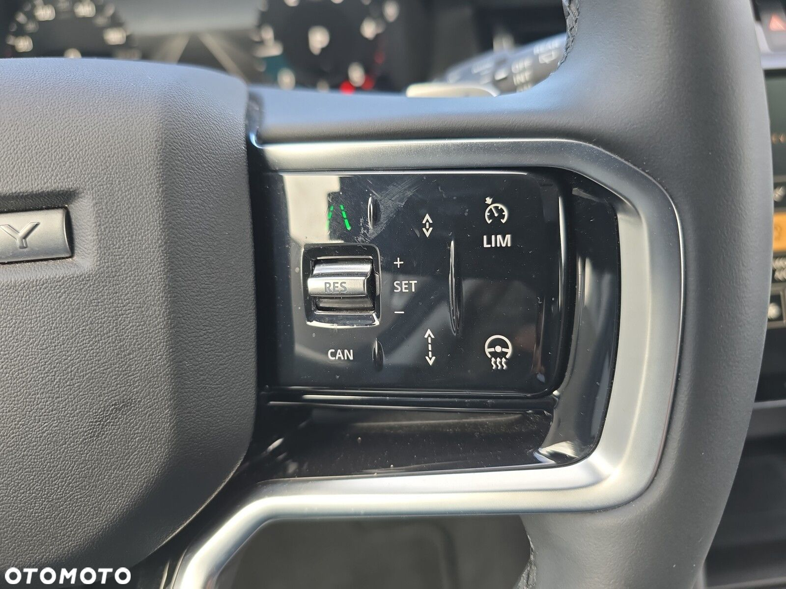 Land Rover Discovery Sport - 17