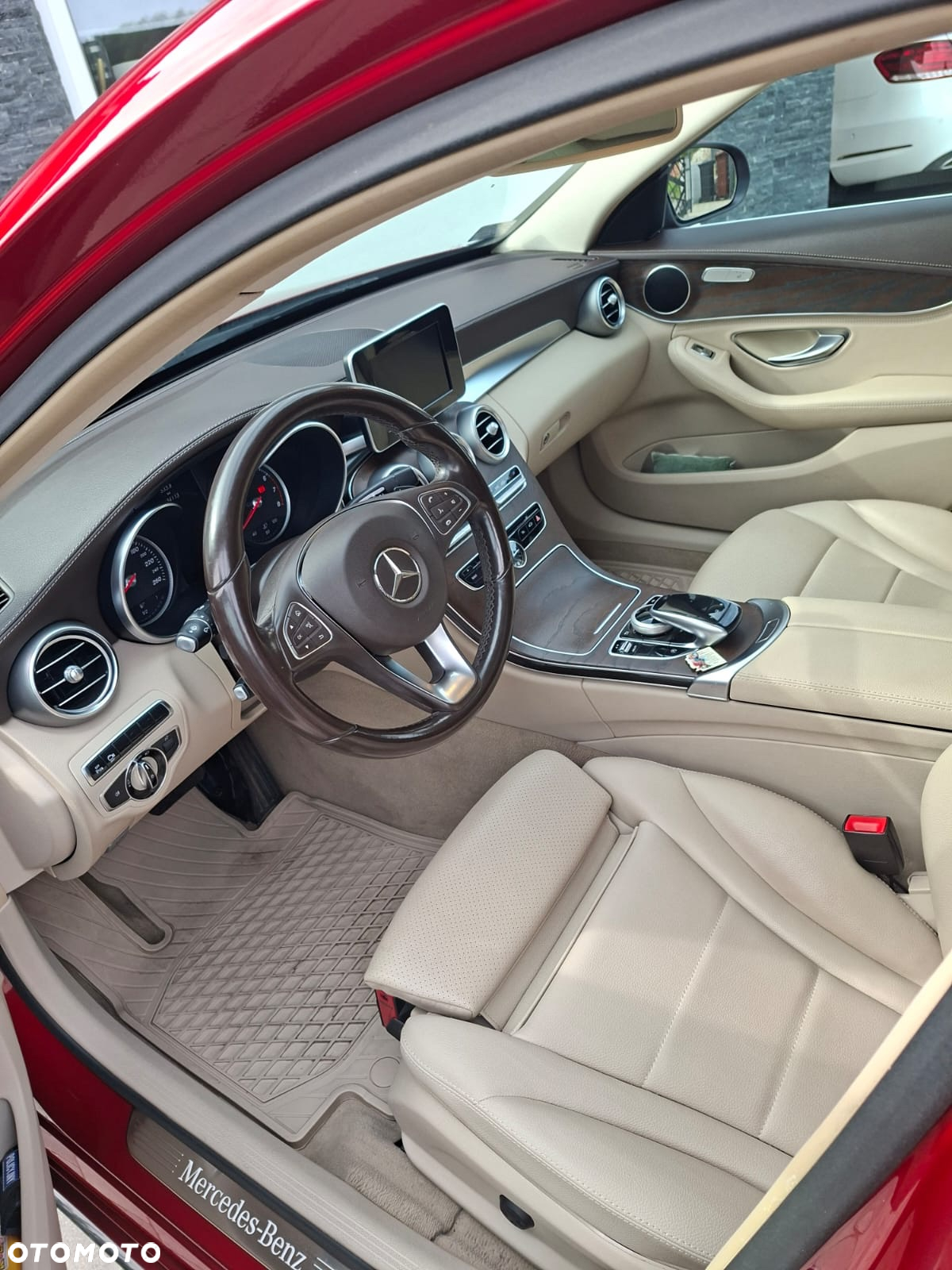 Mercedes-Benz Klasa C 200 4-Matic 7G-TRONIC - 11