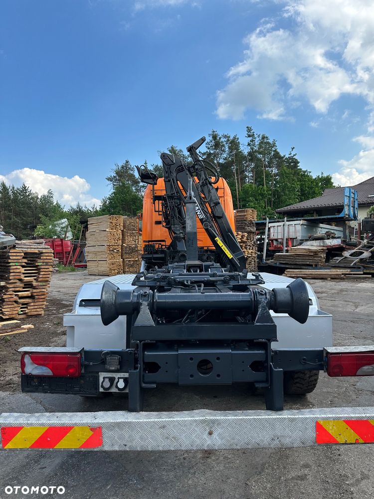 Scania V8 6x4 Hakowiec Hds do złomu drewna dzwig - 7
