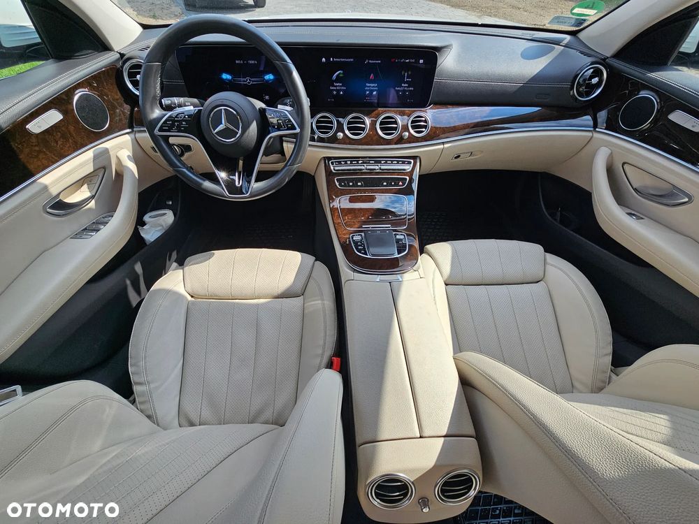 Mercedes-Benz Klasa E 200 d Exclusive - 12