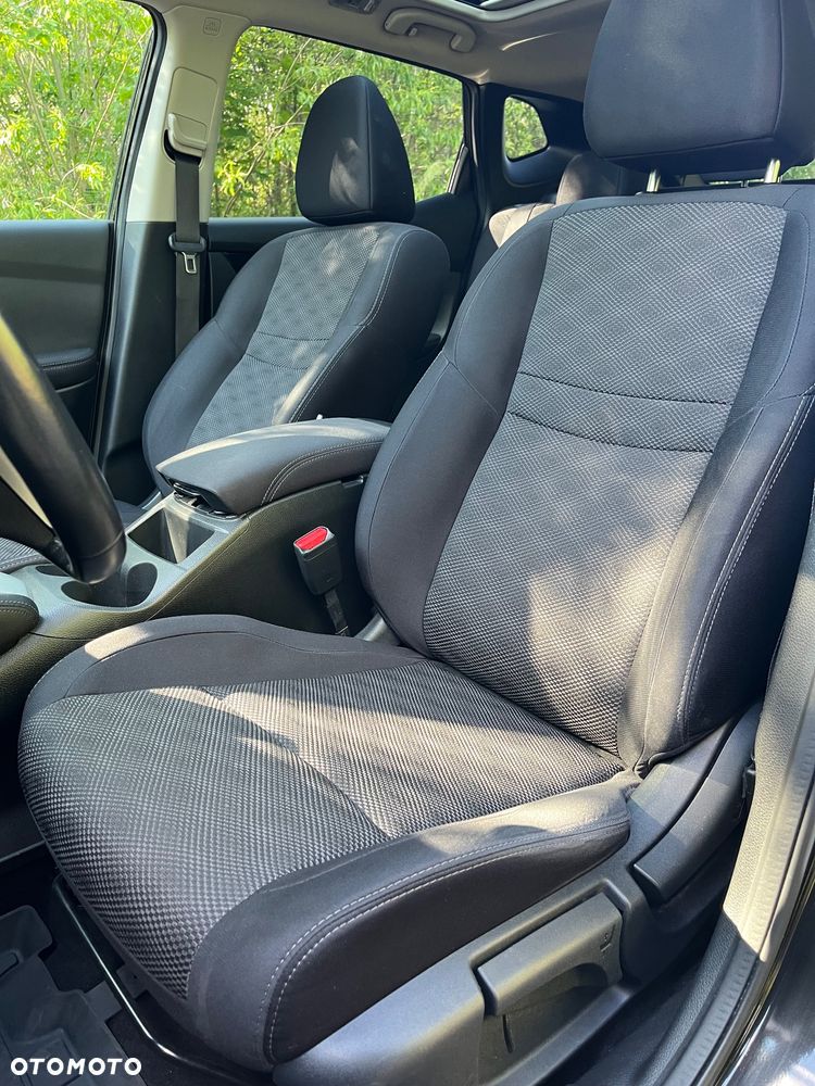 Nissan Qashqai 1.2 DIG-T N-Connecta Xtronic EU6 - 14