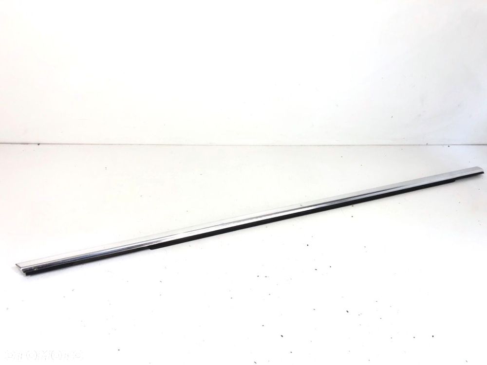 LISTWA ZGARNIAJĄCA PRZÓD PRAWA CHROM  OPEL ZAFIRA TOURER C (P12) 2011 - 2022 2.0 CDTi (75) 96 kW - 1