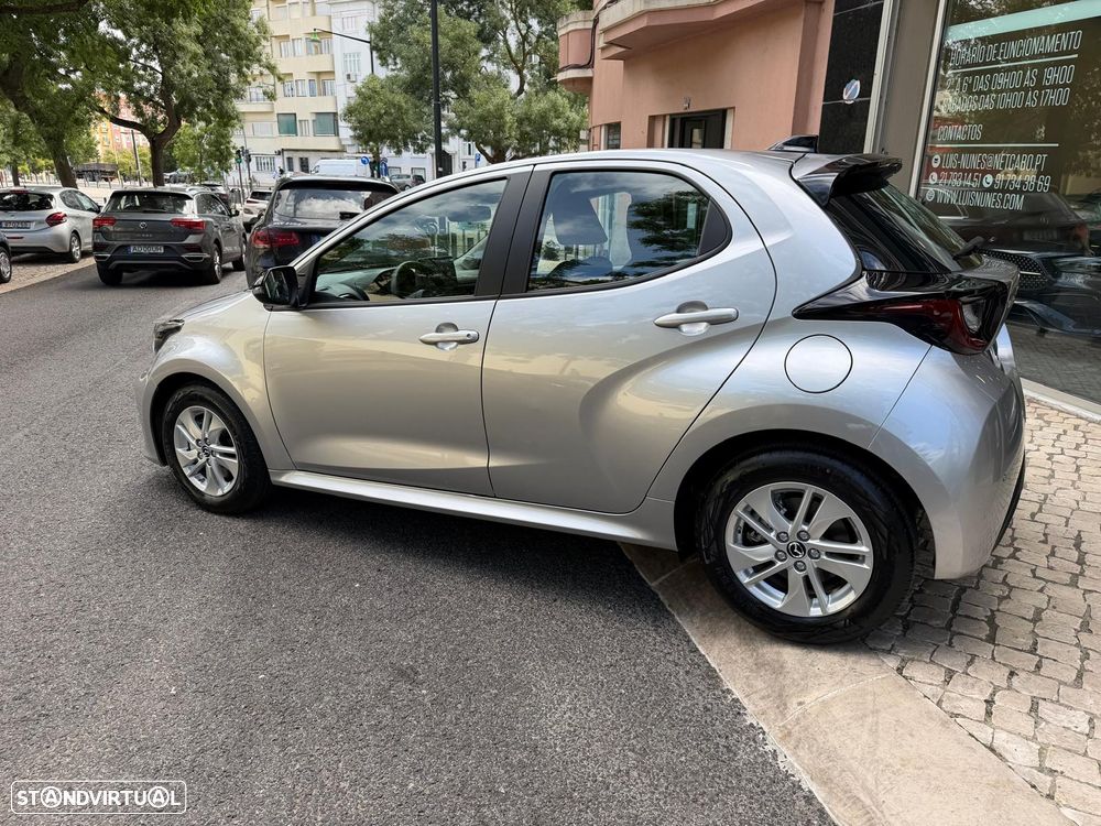 Mazda 2 1.5 L Hybrid VVT-i Centre-Line - 11