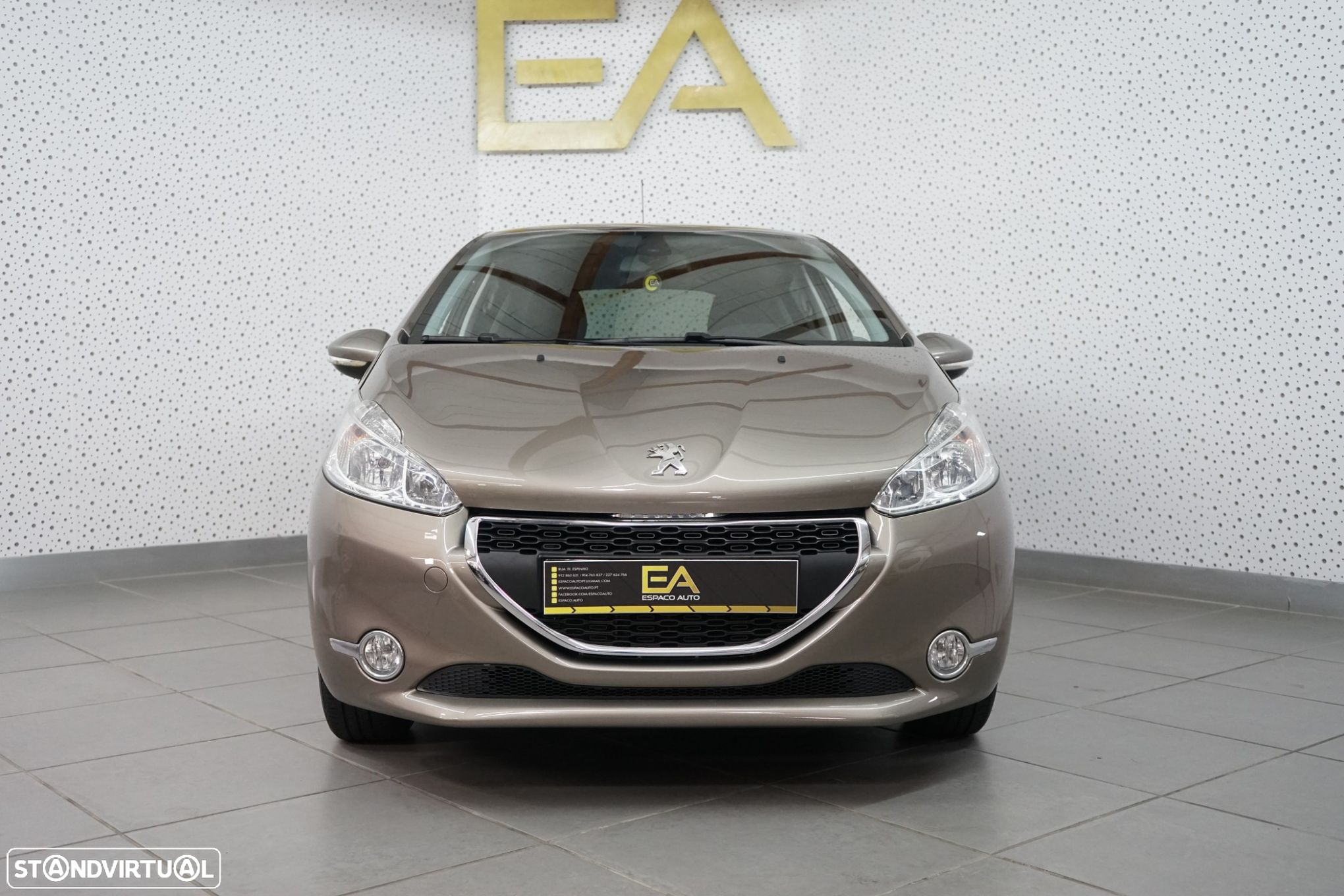 Peugeot 208 - 2