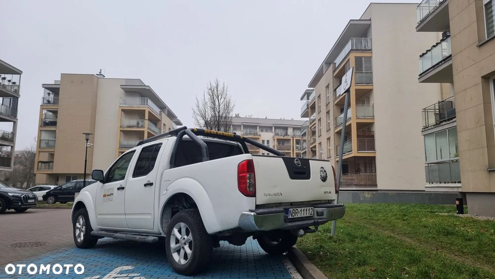Nissan Navara 2.5 D LE - 14