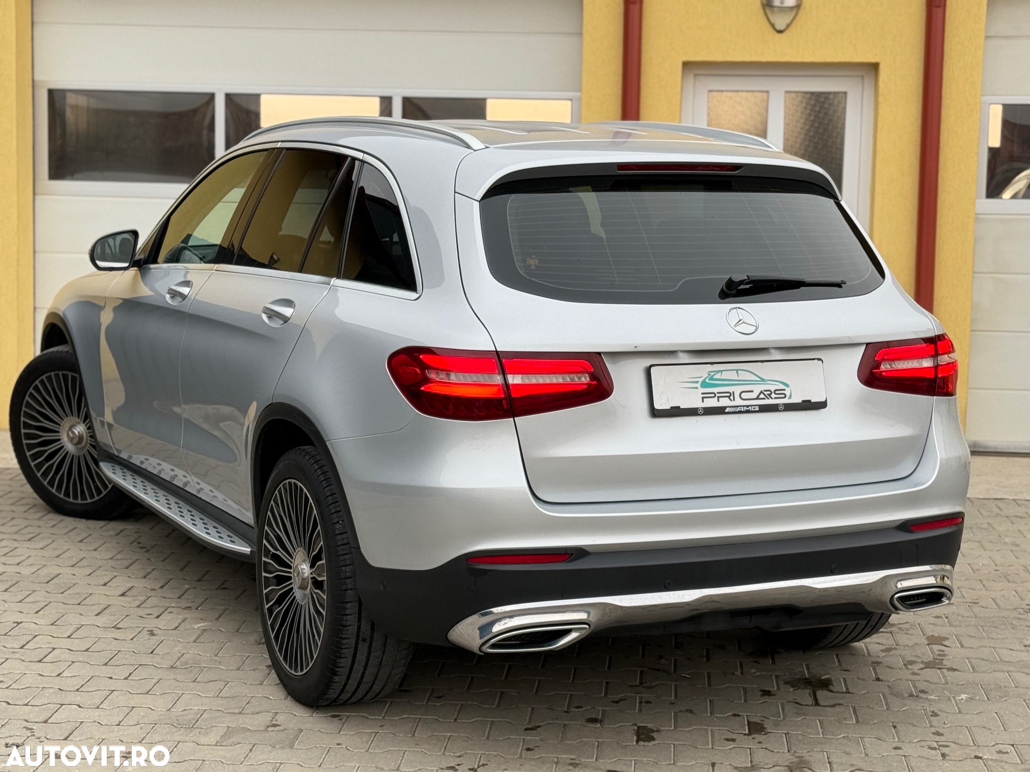 Mercedes-Benz GLC 250 d 4MATIC - 3