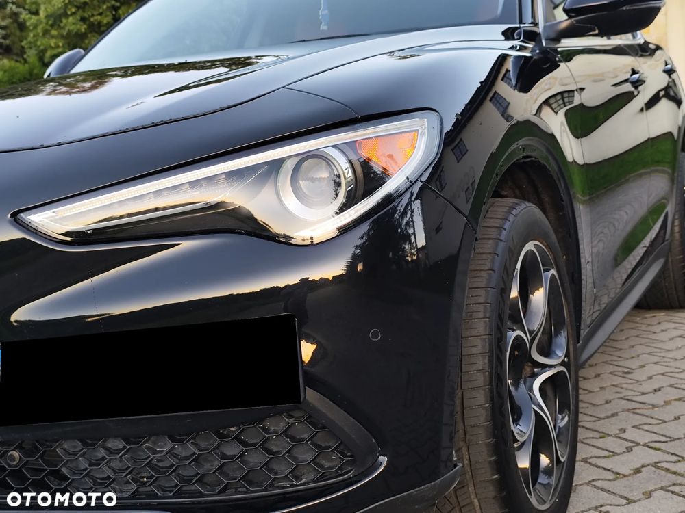 Alfa Romeo Stelvio 2.0 Turbo 16V AT8-Q4 Tributo Italiano - 9