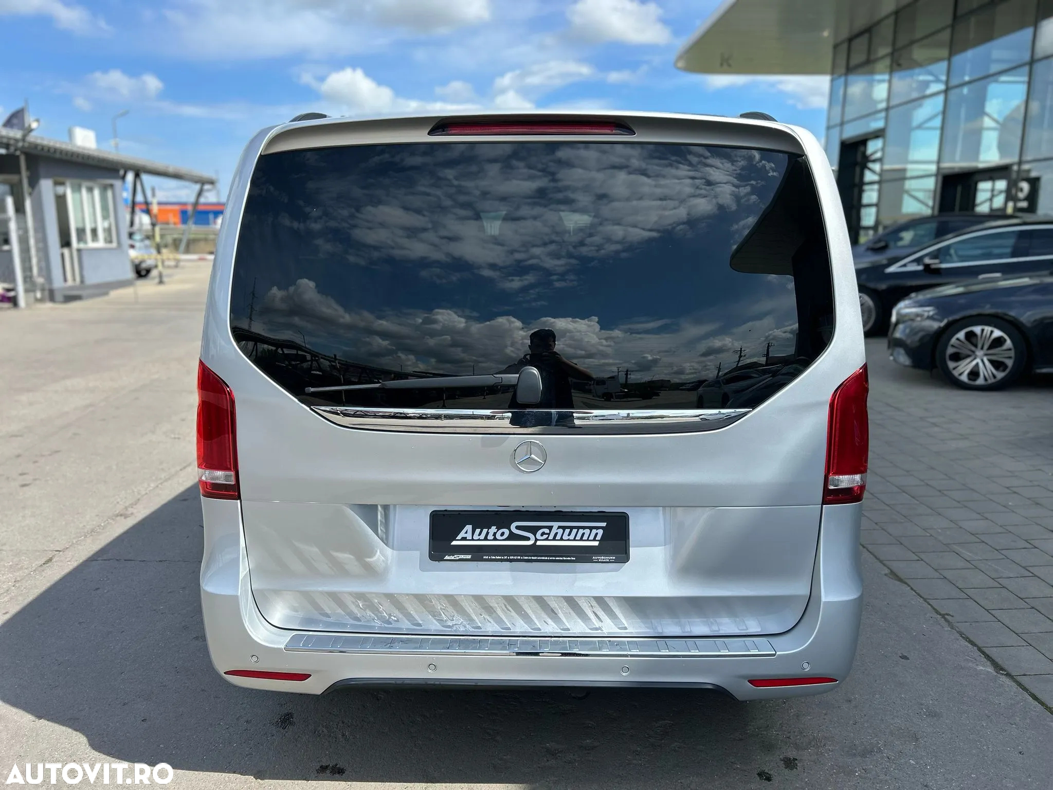 Mercedes-Benz V 300 d lang 9G-TRONIC Exclusive Edition - 6