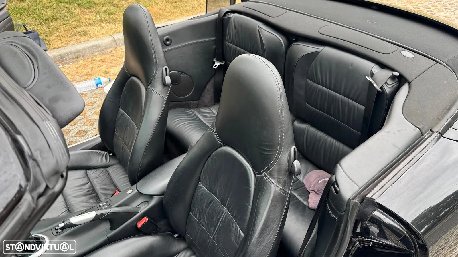 Porsche 911 (996) Carrera 4 - 13