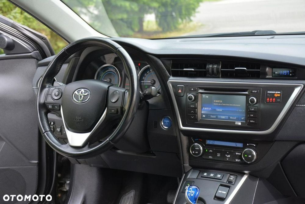 Toyota Auris Hybrid 135 Premium - 18