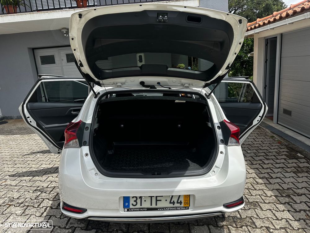 Toyota Auris 1.4 D-4D Comfort+Pack Techno - 21