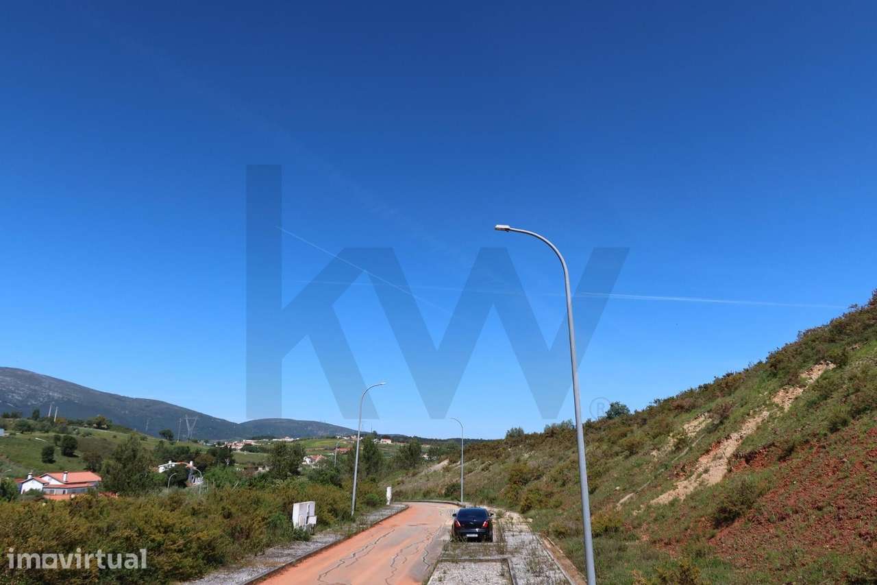 Terreno de 500m2 em Alenquer - Grande imagem: 2/15