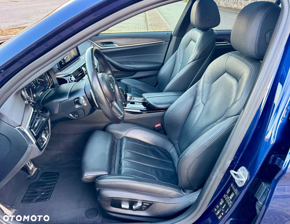BMW Seria 5 530d xDrive M Sport sport - 12