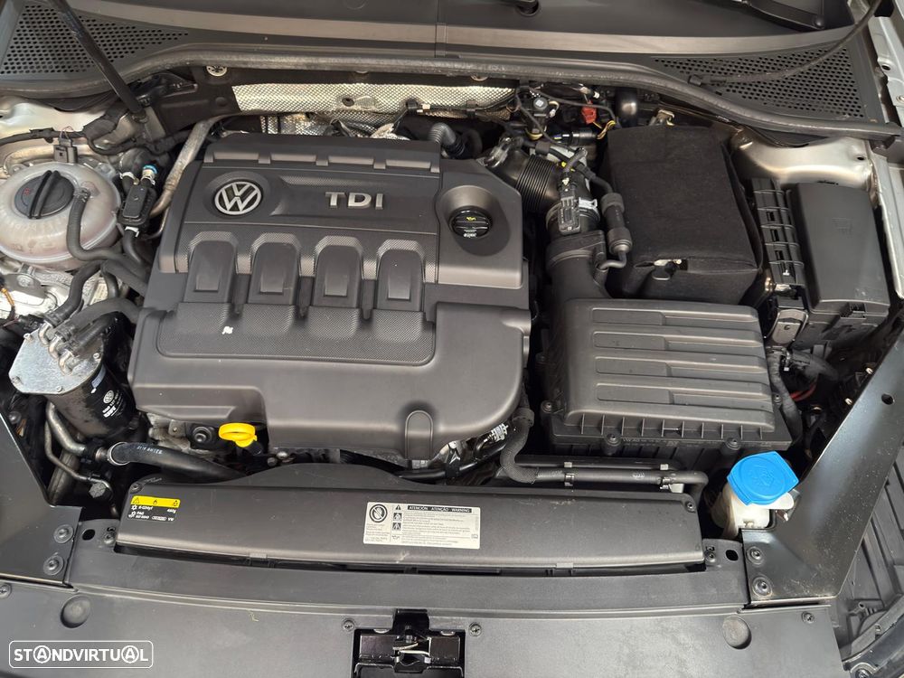 VW Passat Variant 1.6 TDI BlueMotion - 31